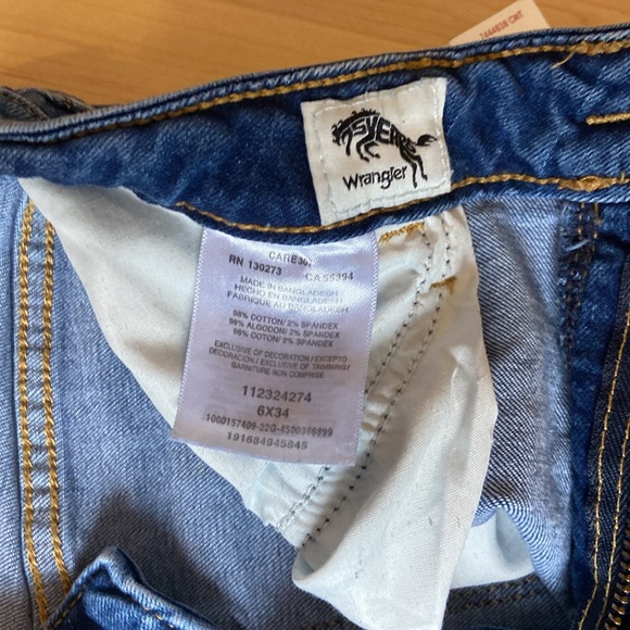 Wrangler high rise bold boot cut jeans 6 - Picture 5 of 8